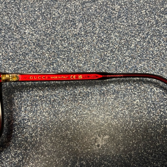 56mm Rectangular Gucci - Picture 4 of 4